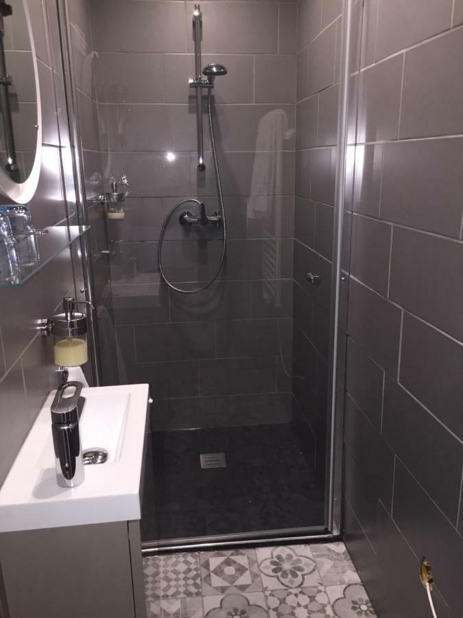 B&B Fleurie Saint-Amand-Mont-Rond Exterior foto